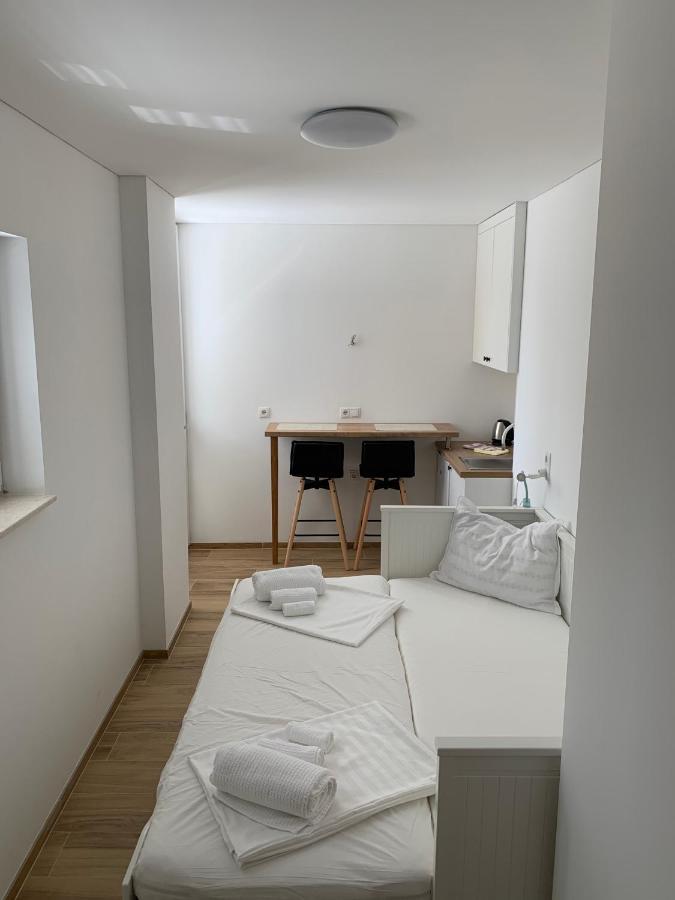 Studio Apartment Zara Exteriör bild