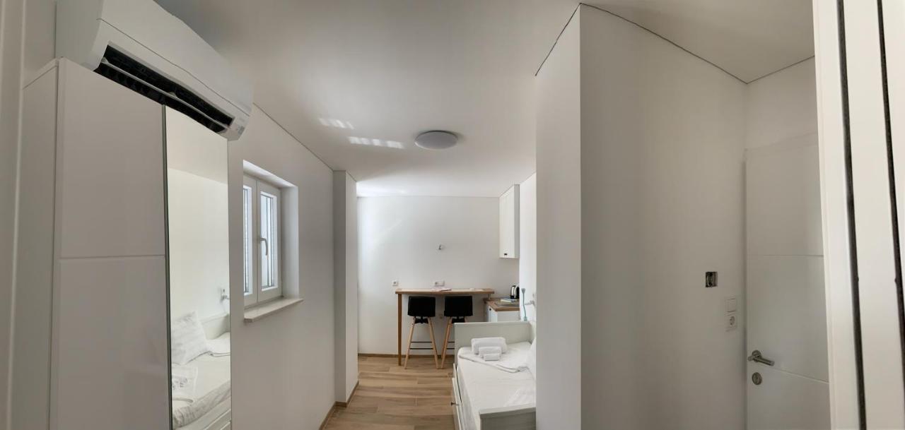 Studio Apartment Zara Exteriör bild